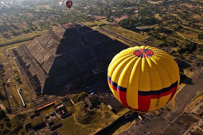 Hot Air Balloon Tour in Teotihuacan from Mexico City - The balloon flight over Teotihuacan: what you’ll see from the basket