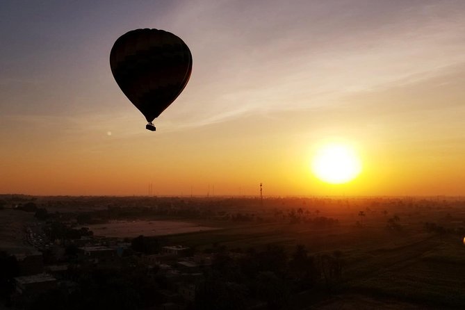 Hot Air balloon w-guided tour toValley of the Kings king tut tom - A sunrise balloon and Tut’s tomb: why this day hits different