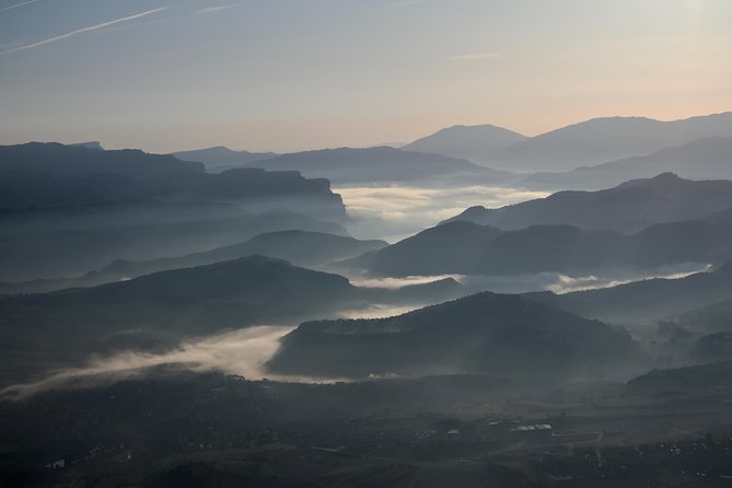 Hot Air Balloon with Champagne, Optional Photos,Video & Breakfast - Meeting point and transport: where you start and how you get there