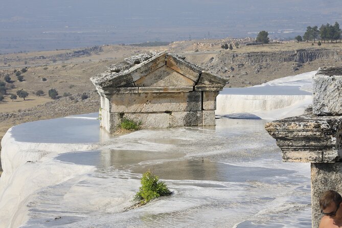Jewels of Turkey - 4 Day Trip to Pamukkale Ephesus Cappadocia with Balloon Ride - How this 4-day Turkey route really works