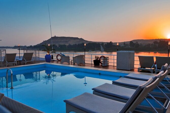 Luxor: 4-Night Nile cruise , Hot Air balloon , west bank , abu simbel - Day 1 in Luxor: Karnak and Luxor Temple, then felucca with tea