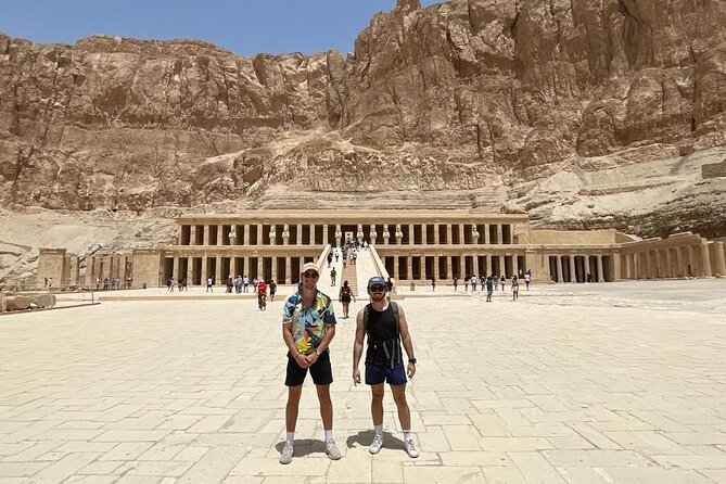 Luxor Full Day: Hot Air Balloon, East and West Bank Private Tour - Karnak Temple Complex and lunch: where scale does the talking
