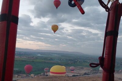 Luxury Hot Air Balloon Ride Over Luxor - Watching the Crew Work Before You Lift Off