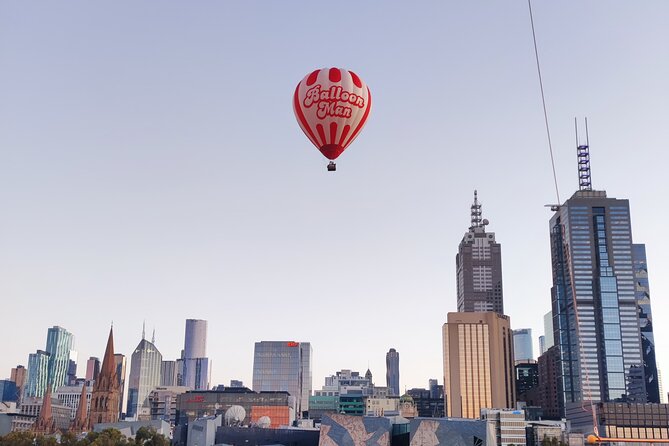 Melbourne Premium Balloon Flight plus 5-Star champagne breakfast - Group size: why max 10 matters in a balloon basket day