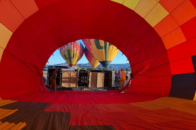 Phoenix area Hot Air Balloon Ride on the Largest Balloon in USA - Climbing In: The Basket Experience and Photo Opportunities