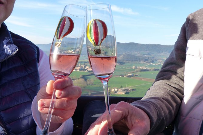 Pre-Pyrenees Balloon Flight with optional pick-up in Barcelona - Pickup Options in Barcelona: Choose the Convenience Level You Want