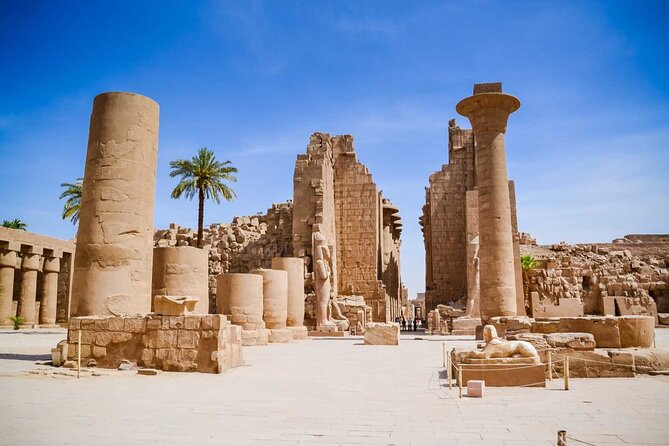 Private 3-Days Nile Cruise to Luxor with Hot Air Balloon Ride - Day 2: Edfu Temple by horse carriage (a classic detour)