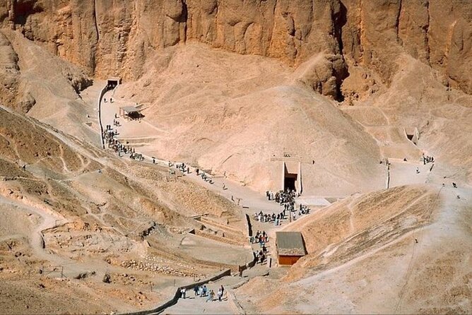 Private Full day tour to Luxor From Hurghada with hot air balloon - Temple of Hatshepsut (Deir el Bahari): cliffs that frame the story