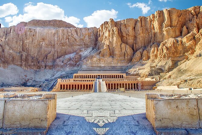Private Full day tour to Luxor From Hurghada with hot air balloon - Price and value: where your $160 goes