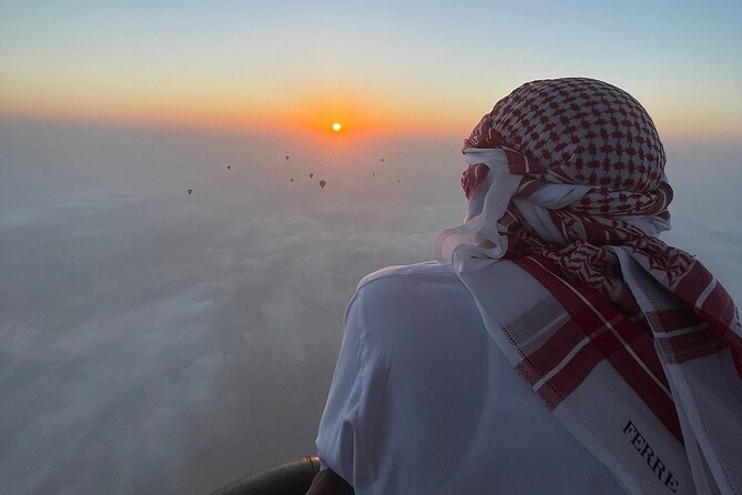 Private Hot Air Balloon Tour over the Dubai Desert - Price and logistics: what $3,013 per group buys you