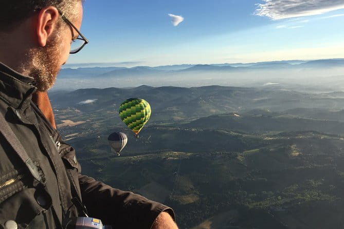 Private Tour: Tuscany Hot Air Balloon Flight from Firenze - Before takeoff: meeting the captain and stepping into the process