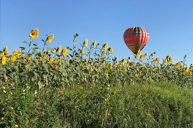 Professional hot air balloon rides at Assisi, Trasimeno in Umbria - Safety, pilots, and the vibe on board