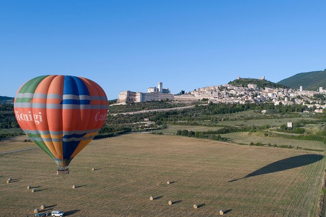 Professional hot air balloon rides at Assisi, Trasimeno in Umbria - Price and logistics: what’s included, what costs extra