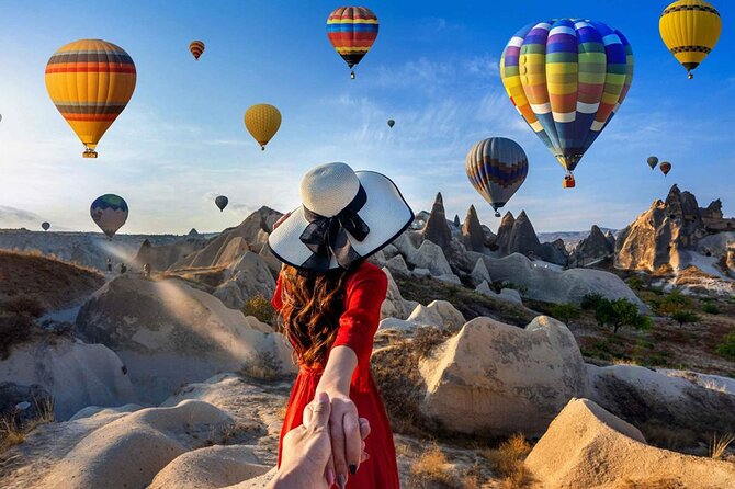 Sunrise Hot Air Balloon Flight in Cappadocia (Fairy Chimneys) - Group Size, Comfort, and the “Comfort” Word