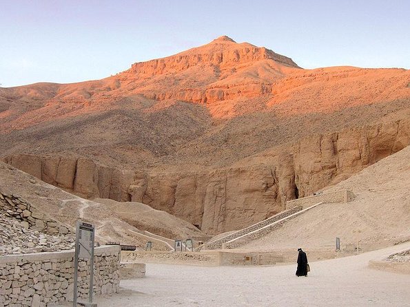 Sunrise Hot Air Balloon Over the Historical sites in Luxor - Key things to know before you go