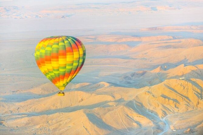 Sunrise Hot air balloon Ride in Luxor - Getting to the balloon: pickup, Nile crossing, and pre-flight order