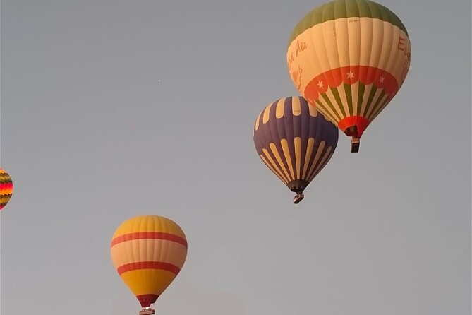 Sunrise Hot Air Balloon Ride over Luxor West Bank - Group Size and Comfort: What a Max of 10 Changes