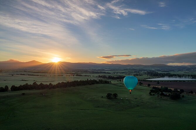 Sunrise Mansfield Hot Air Balloon Flight with GoPro Photo - The 4-hour program on the ground: what each stop adds