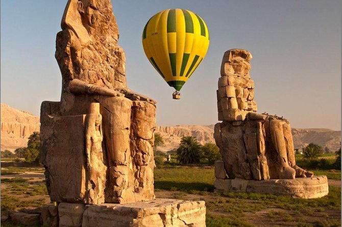 Sunrise VIP Hot Air Balloon Ride in Luxor - The West Bank launch routine: basket time starts with a real safety handoff