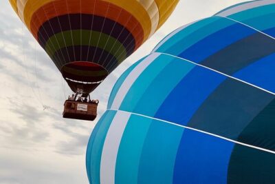 Temecula Private Hot Air Balloon Flight for up to 4 People - Akash Winery & Vineyard meetup: easy to find, easy to plan