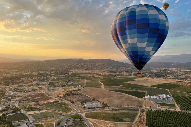 Temecula Shared Hot Air Balloon Flight - What your pilot tells you over the vineyards