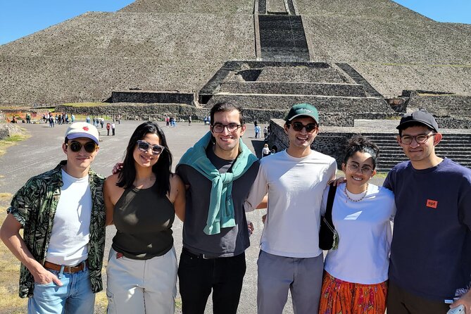 Teotihuacan balloon flight with cave breakfast + pyramids - Cave breakfast versus terrace breakfast