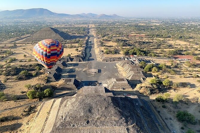 TEOTIHUACAN BALLOON RIDE (Private Transportation & Guided Tour) - The guided walk: Sun, Moon, and the Avenue of the Dead