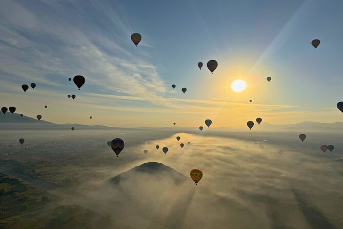 Teotihuacan Hot Air Balloon Flight - What makes it work: the pacing and the people