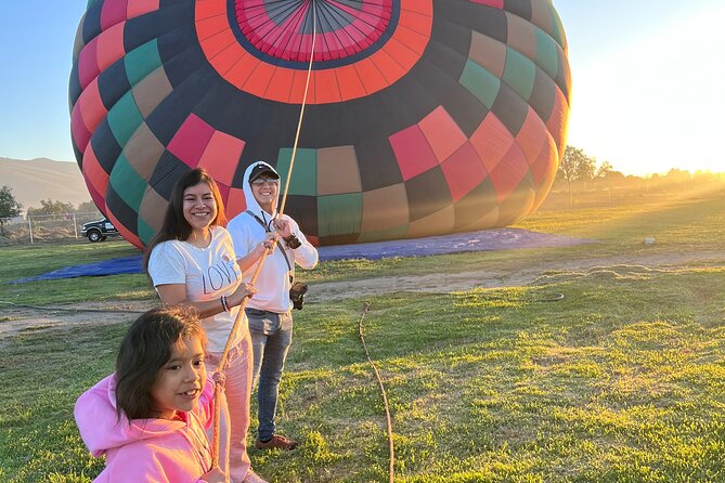 Transportation and Hot Air Balloon Flight Teotihuacán - Cost and Value: Is $179.12 a Fair Deal?