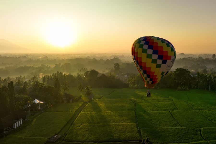 Ubud: Floating Breakfast and Hot Air Balloon Experience - Price and value: what $238 per group buys you