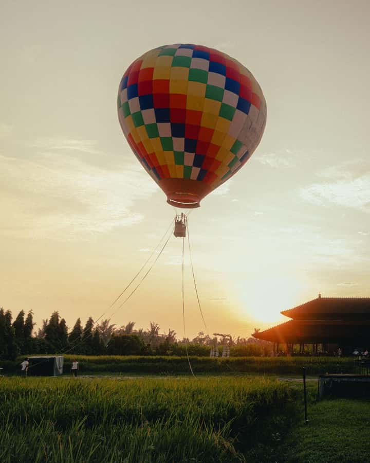 Ubud: Floating Breakfast and Hot Air Balloon Experience - Photos, photos, photos: how to get the best results