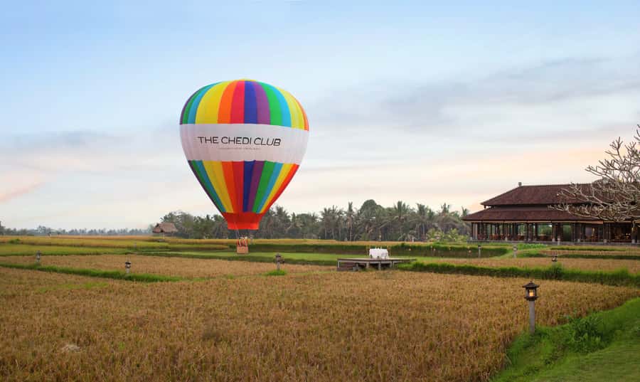Ubud: Hot Air Balloon Experience - Photos and the photographer rule: plan for extra cost and no phone shots