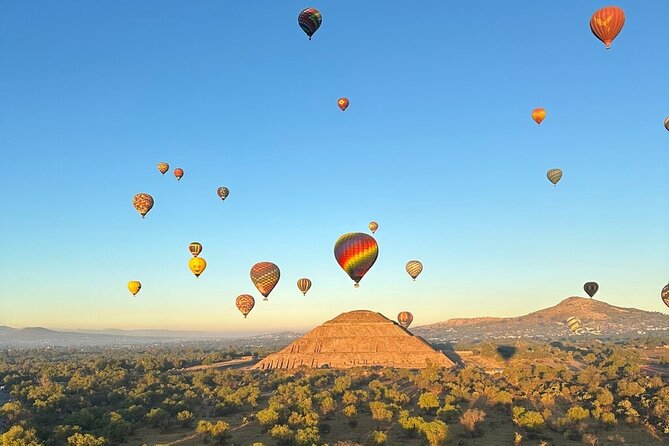 Unforgettable Balloon Flight + Tour of Teotihuacan - Breakfast in a natural cave, then back on the clock