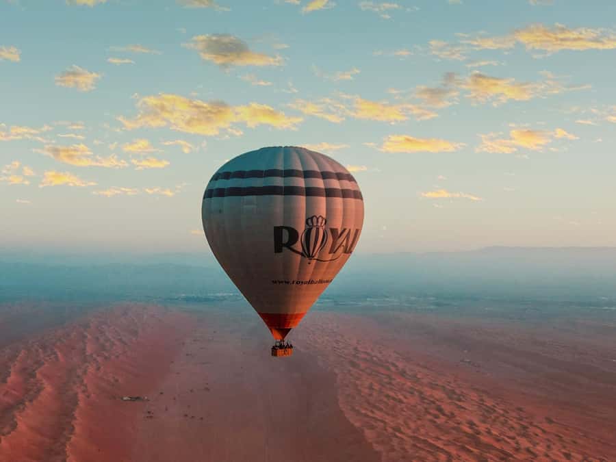 Wahiba Sands: Hot Air Balloon Experience - The flight plan: about an hour aloft, driven by the wind
