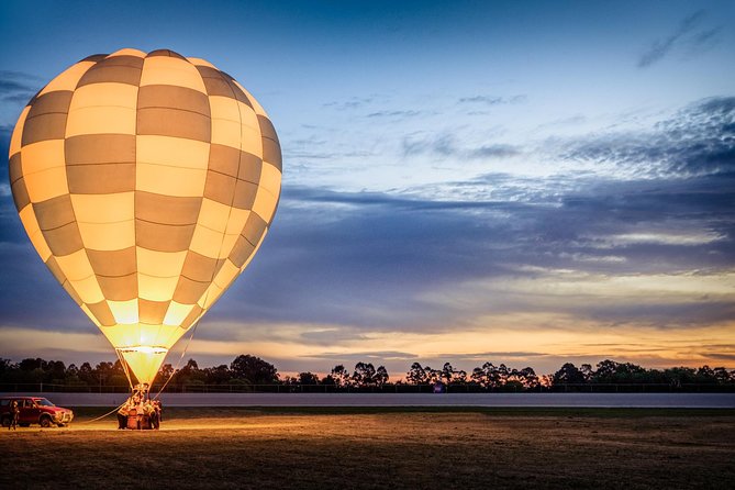 Yarra Valley sunrise balloon flight & champagne breakfast - Why a sunrise balloon over the Yarra feels like a upgrade